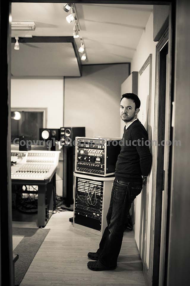 recording engineer mark hutchinson at rooksmere studios